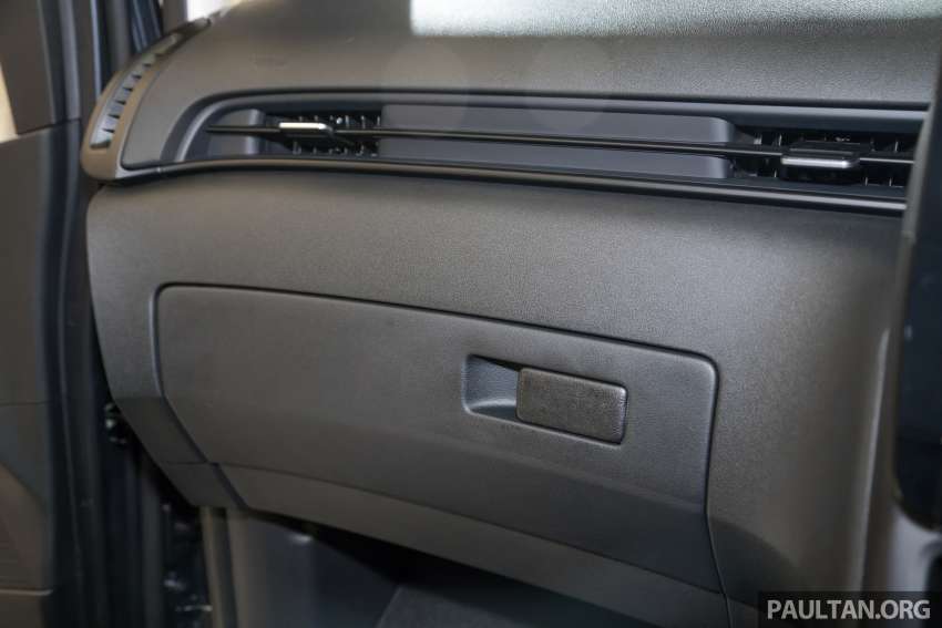 Hyundai Staria 10-tempat duduk dilancarkan di Malaysia –  2.2 CRDi, 3 varian; harga dari RM179,888 1522625