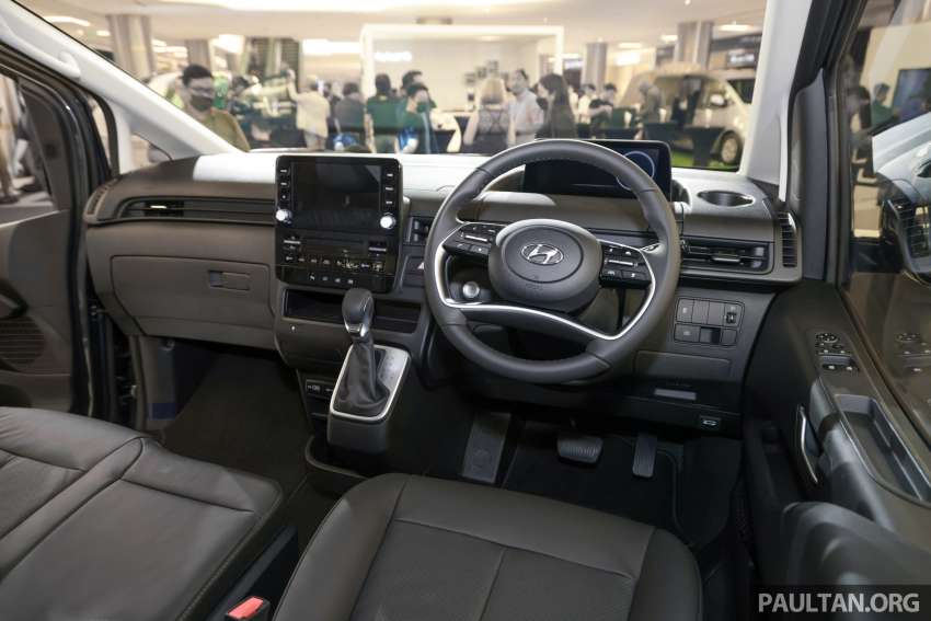 Hyundai Staria 10-tempat duduk dilancarkan di Malaysia –  2.2 CRDi, 3 varian; harga dari RM179,888 1522628