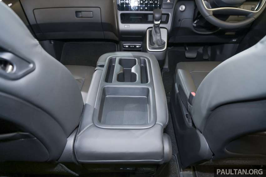 Hyundai Staria 10-tempat duduk dilancarkan di Malaysia –  2.2 CRDi, 3 varian; harga dari RM179,888 1522648