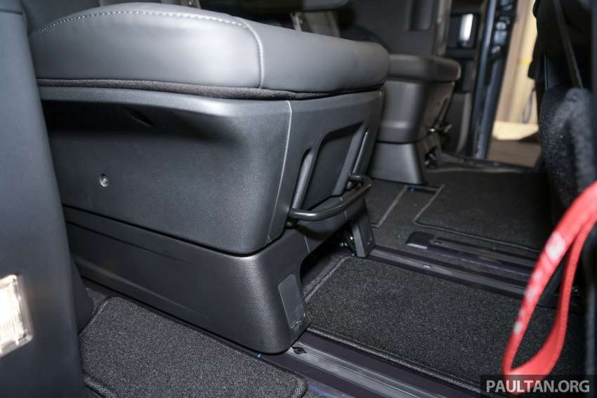 Hyundai Staria 10-tempat duduk dilancarkan di Malaysia –  2.2 CRDi, 3 varian; harga dari RM179,888 1522653