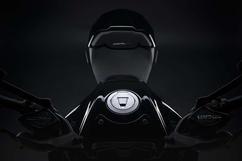 2023 Ducati Diavel V4 unleashed, 168hp, 128 Nm 1535575