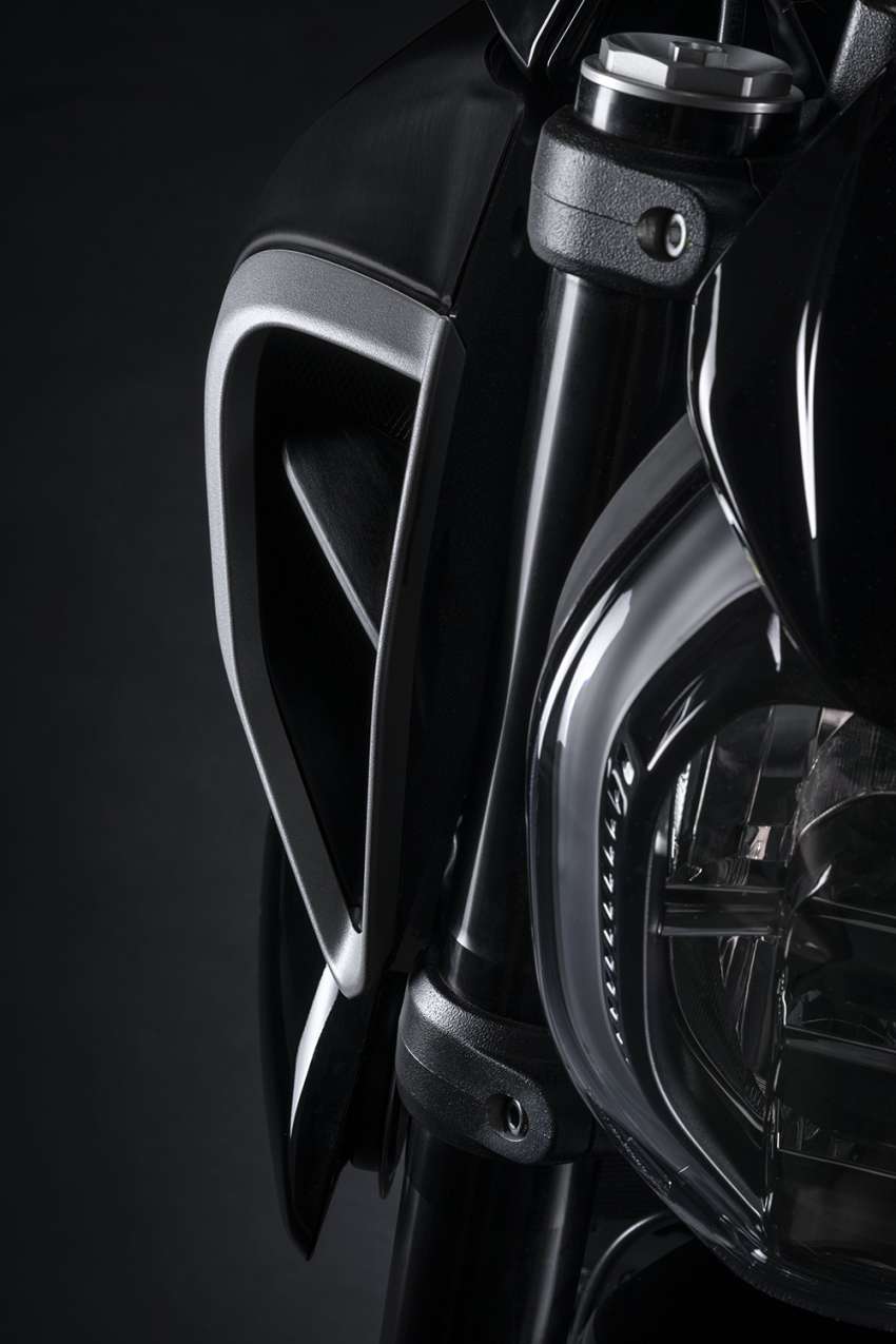 2023 Ducati Diavel V4 unleashed, 168hp, 128 Nm 1535580