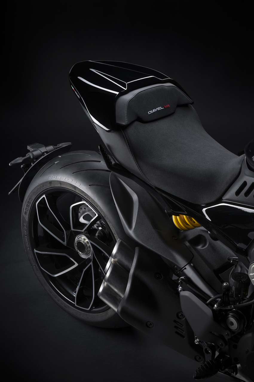 2023 Ducati Diavel V4 unleashed, 168hp, 128 Nm 1535562