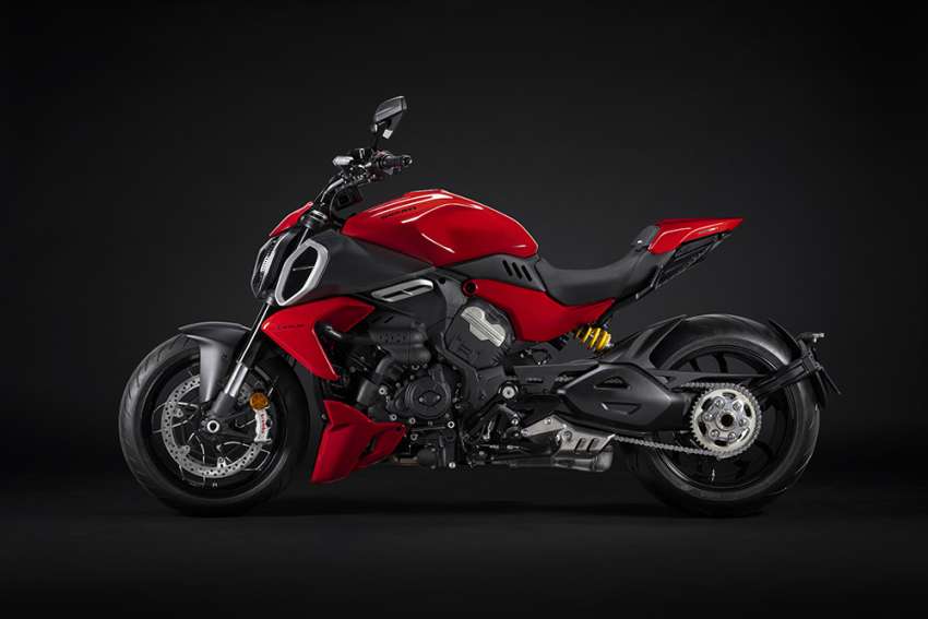 2023 Ducati Diavel V4 unleashed, 168hp, 128 Nm 1535596