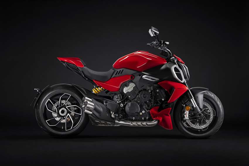 2023 Ducati Diavel V4 unleashed, 168hp, 128 Nm 1535597
