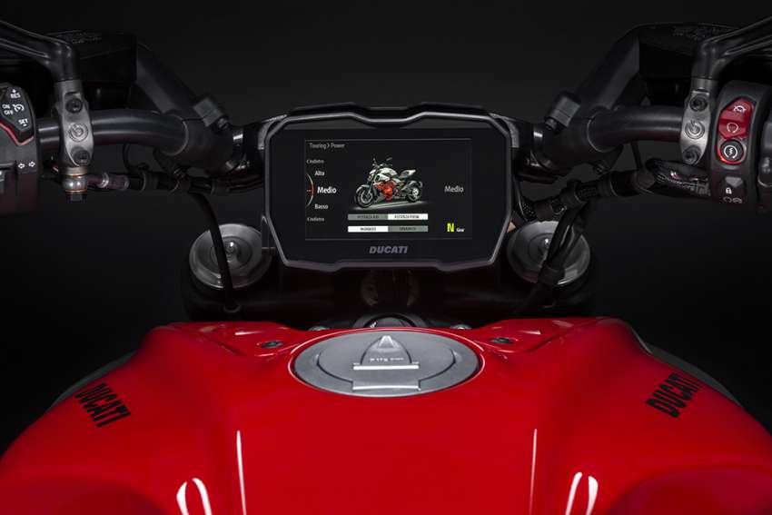 2023 Ducati Diavel V4 unleashed, 168hp, 128 Nm 1535599