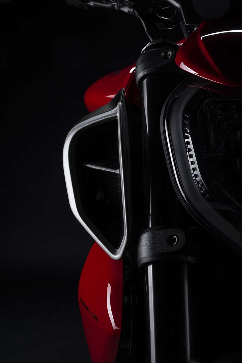 2023 Ducati Diavel V4 unleashed, 168hp, 128 Nm 1535603
