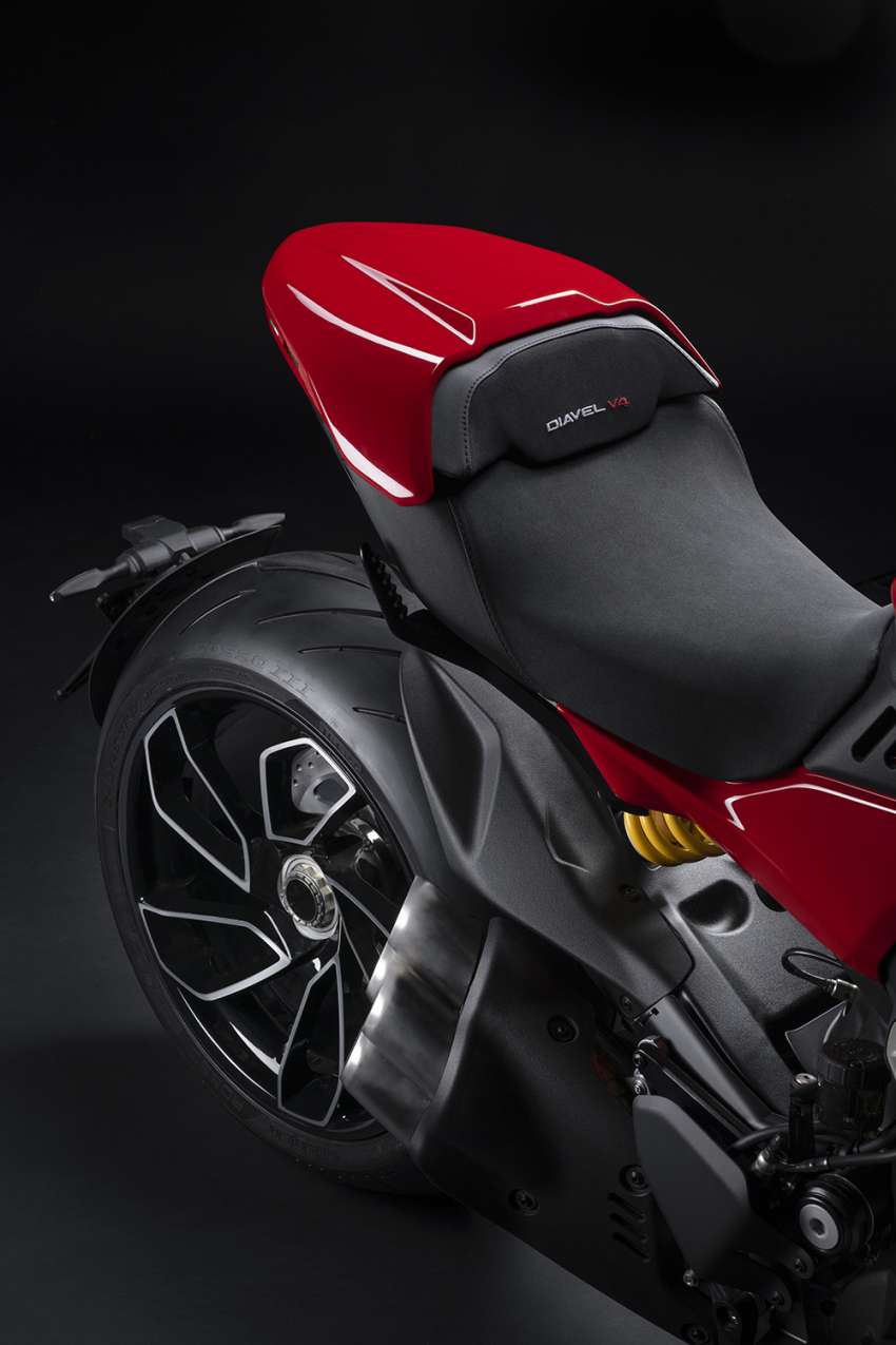 2023 Ducati Diavel V4 unleashed, 168hp, 128 Nm 1535604