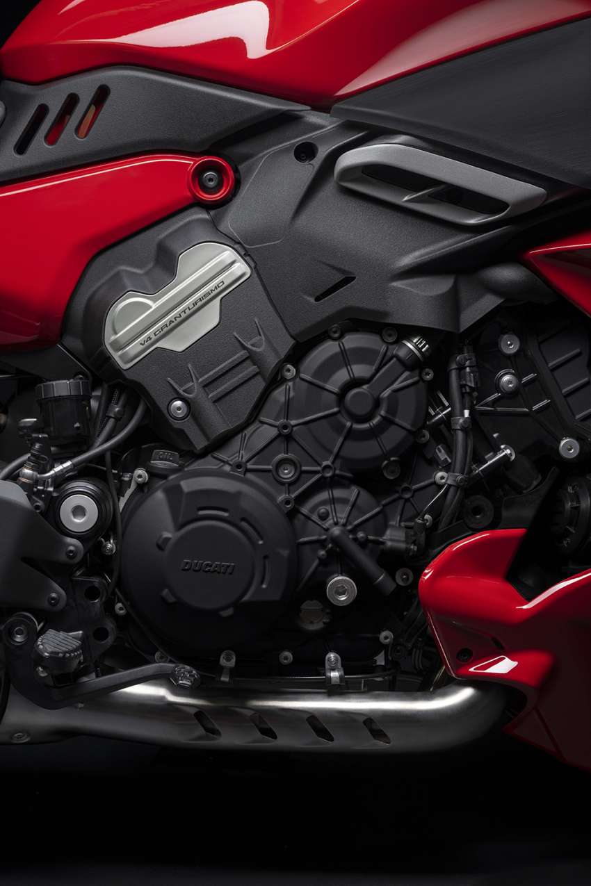 2023 Ducati Diavel V4 unleashed, 168hp, 128 Nm 1535611