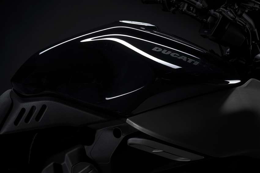 2023 Ducati Diavel V4 unleashed, 168hp, 128 Nm 1535565