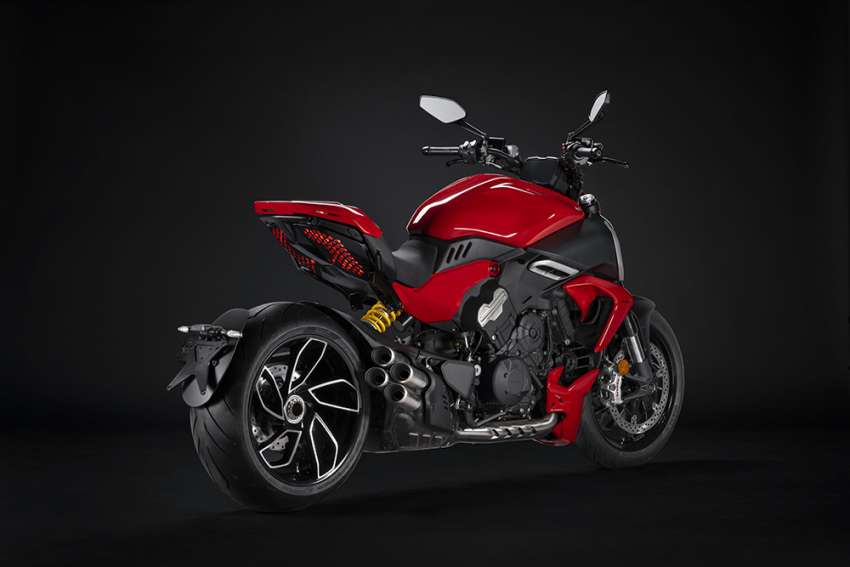 2023 Ducati Diavel V4 unleashed, 168hp, 128 Nm 1535623