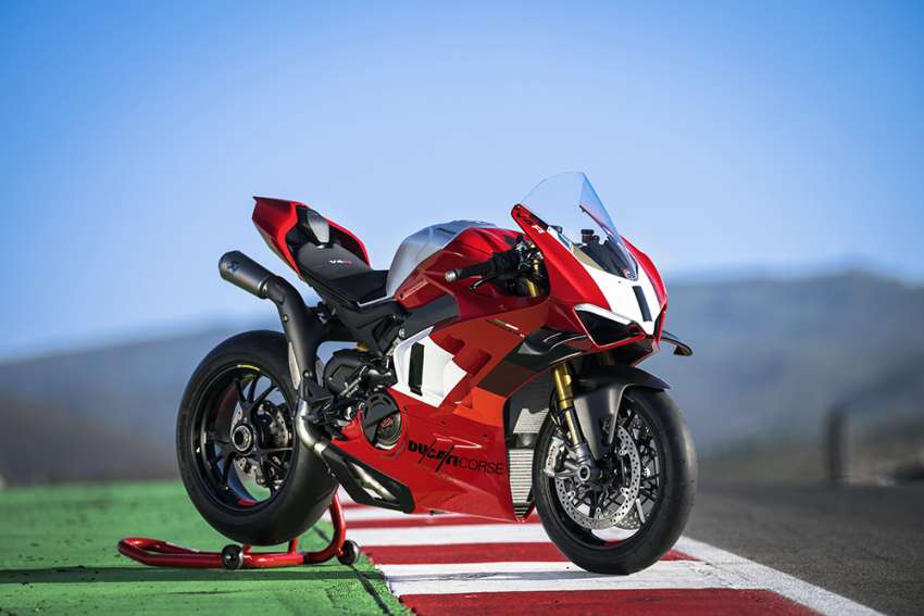 2023 Ducati Panigale V4R – 240 hp, 16,500 redline 1528763