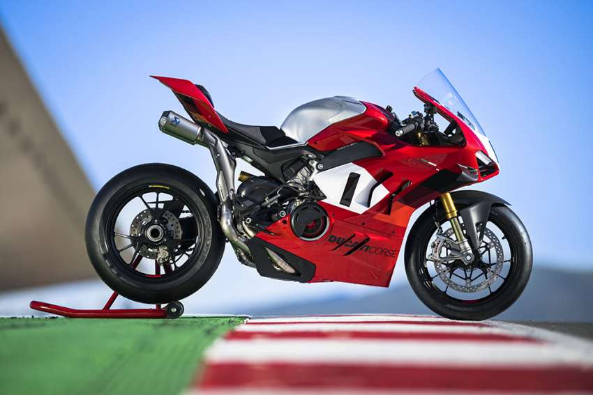 2023 Ducati Panigale V4R – 240 hp, 16,500 redline 1528764