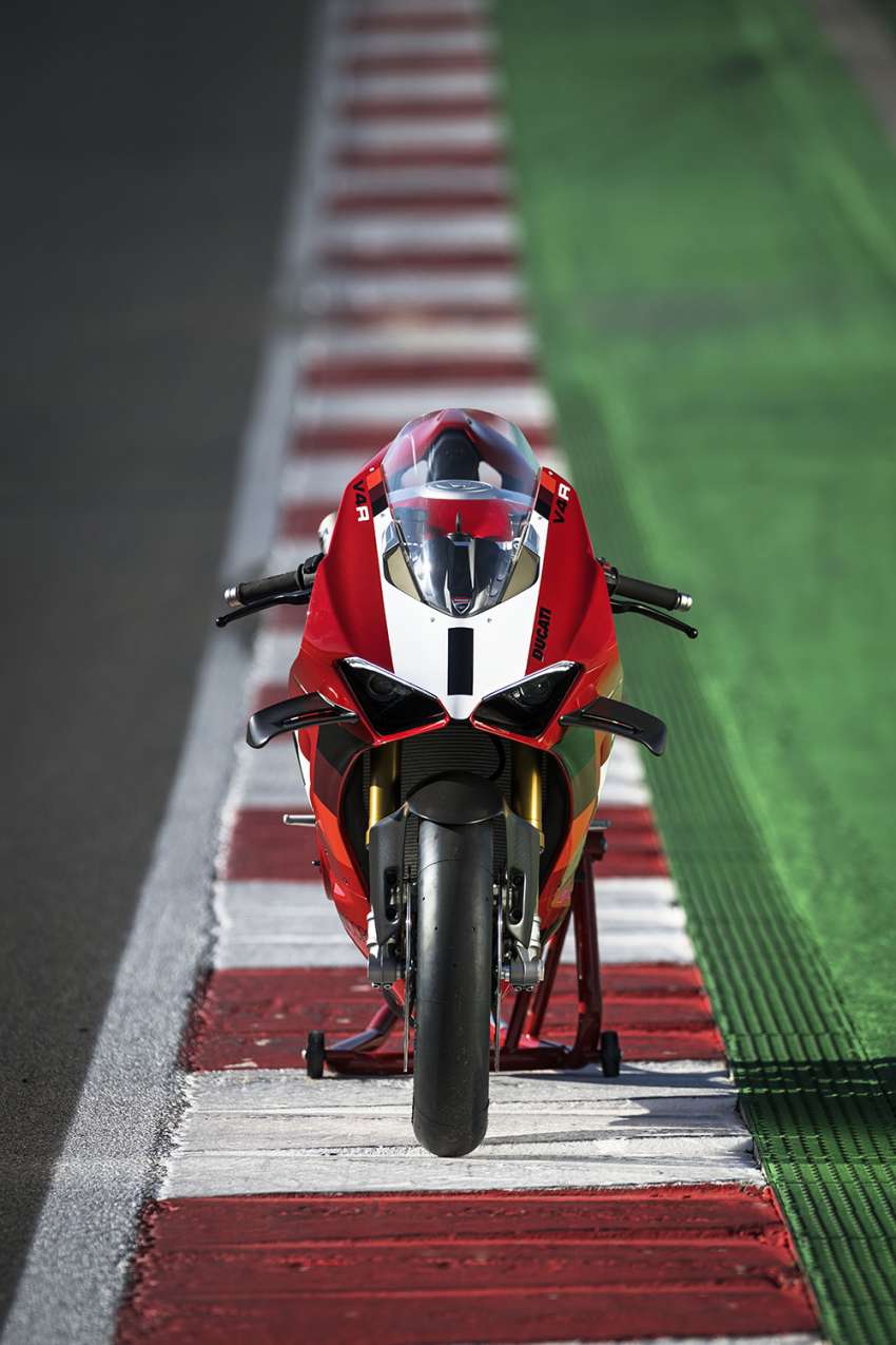 2023 Ducati Panigale V4R – 240 hp, 16,500 redline 1528767