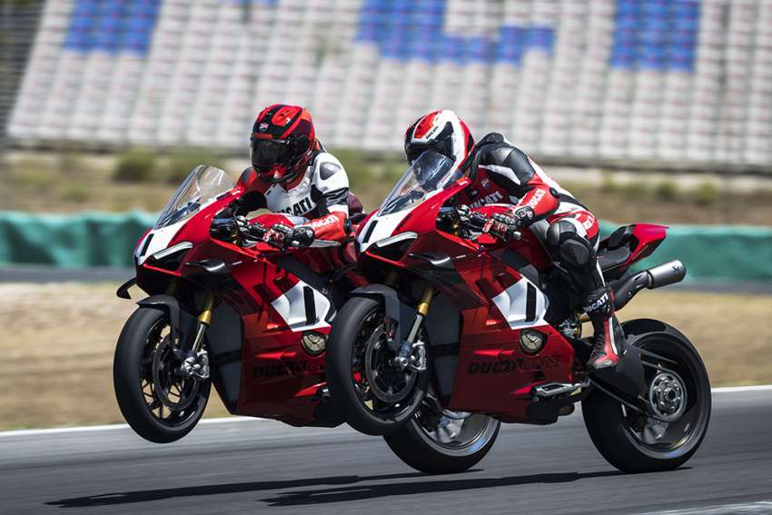 2023 Ducati Panigale V4R – 240 hp, 16,500 redline 1528772