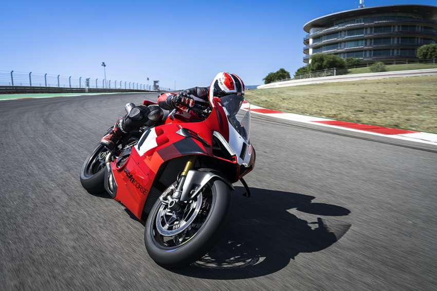 2023 Ducati Panigale V4R – 240 hp, 16,500 redline 1528774