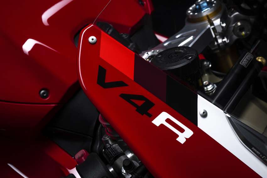 2023 Ducati Panigale V4R – 240 hp, 16,500 redline 1528680