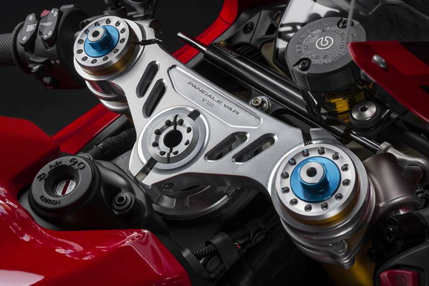 2023 Ducati Panigale V4R – 240 hp, 16,500 redline 1528687