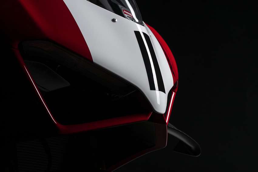 2023 Ducati Panigale V4R – 240 hp, 16,500 redline 1528694