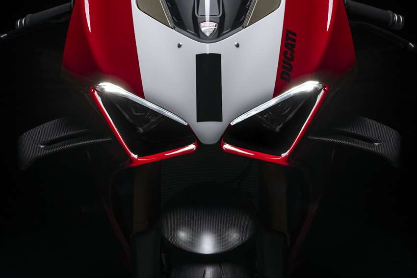 2023 Ducati Panigale V4R – 240 hp, 16,500 redline 1528696