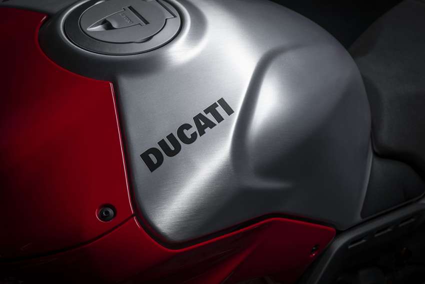 2023 Ducati Panigale V4R – 240 hp, 16,500 redline 1528700