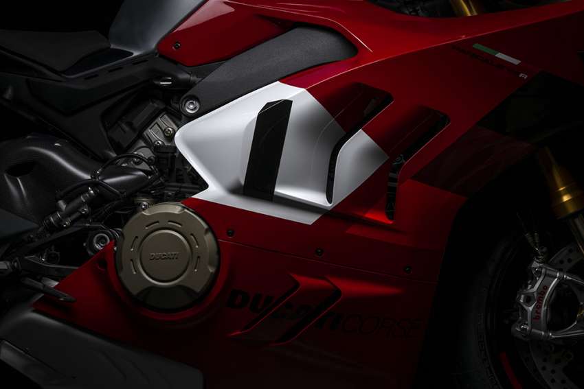 2023 Ducati Panigale V4R – 240 hp, 16,500 redline 1528711