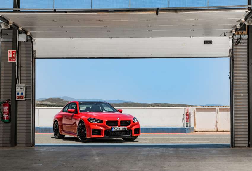 2023 BMW M2 debuts – all-new G87 stays RWD only; 3.0L turbo straight-six with 460 PS, six-speed manual 1526014