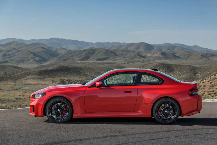 2023 BMW M2 debuts – all-new G87 stays RWD only; 3.0L turbo straight-six with 460 PS, six-speed manual 1526041