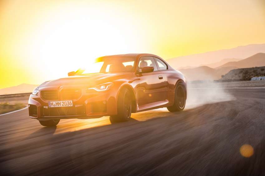 2023 BMW M2 debuts – all-new G87 stays RWD only; 3.0L turbo straight-six with 460 PS, six-speed manual 1525815