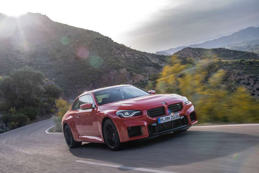 2023 BMW M2 debuts – all-new G87 stays RWD only; 3.0L turbo straight-six with 460 PS, six-speed manual 1525958