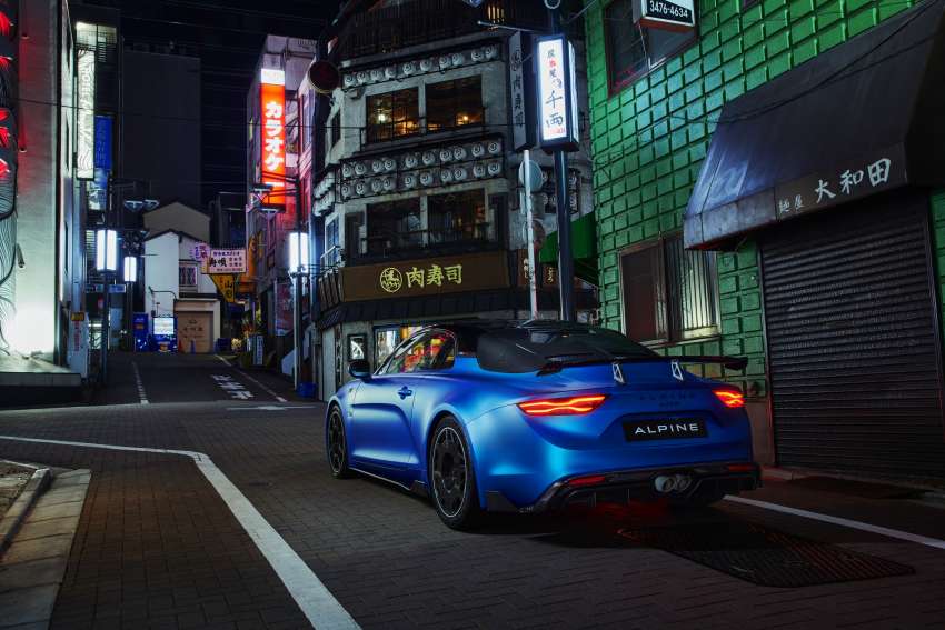 Alpine A110 R mid-engine sports car gains track focus, weight reduced to 1,082 kg; 300 hp, 0-100 km/h in 3.9s 1522766