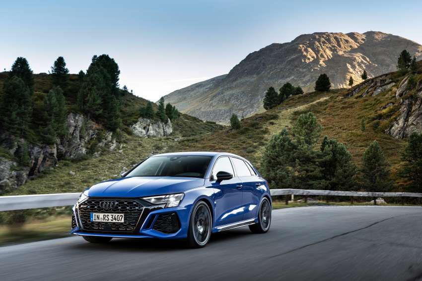 Audi RS3 Performance Edition – 407 PS, 300 km/h top speed, adaptive suspension; limited run of 300 units 1530440