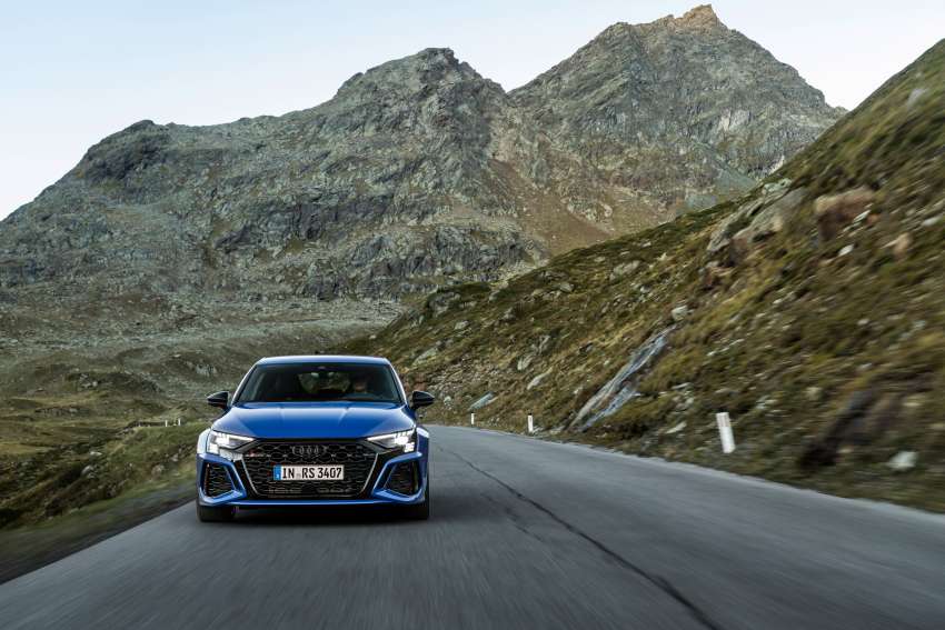 Audi RS3 Performance Edition – 407 PS, 300 km/h top speed, adaptive suspension; limited run of 300 units 1530454