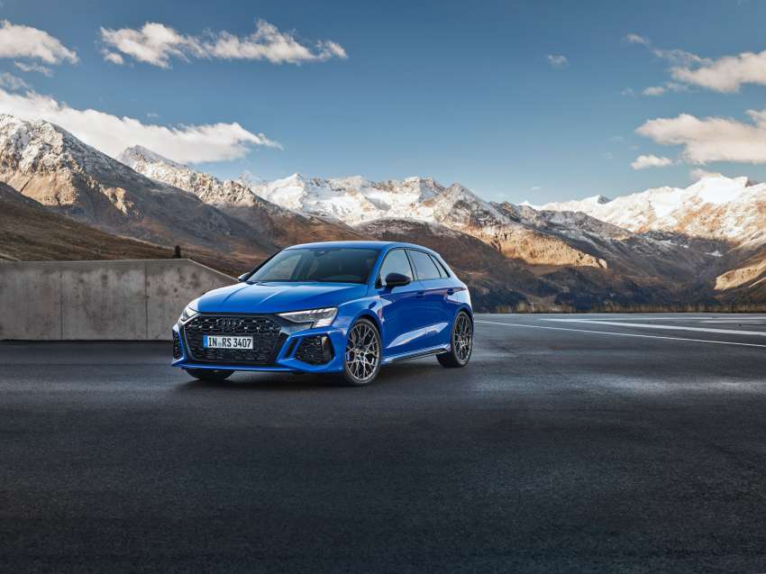 Audi RS3 Performance Edition – 407 PS, 300 km/h top speed, adaptive suspension; limited run of 300 units 1530385