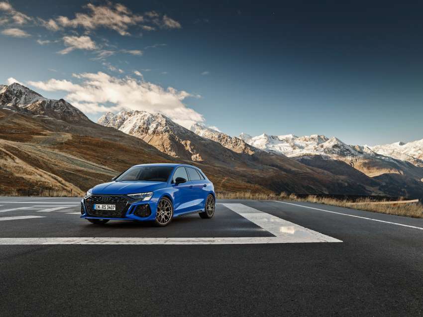 Audi RS3 Performance Edition – 407 PS, 300 km/h top speed, adaptive suspension; limited run of 300 units 1530388