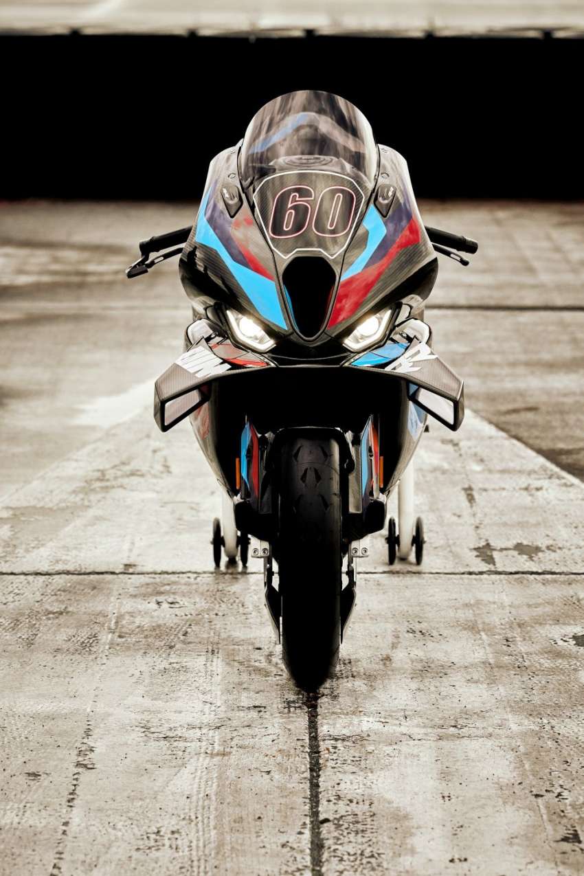 BMW Motorrad M1000RR dan M1000RR M Competition diperkenal – pakej aerodinamik gentian karbon, 212 hp 1526669