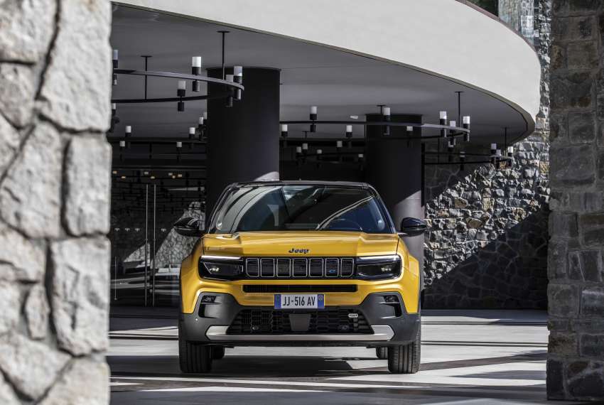 Jeep Avenger – new B-segment electric SUV is a 4X2 1530138