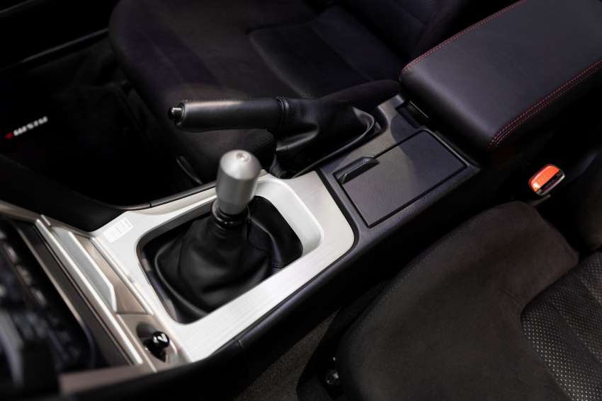 Nissan GT-R R34 dijual pada harga RM3.1 juta – Clubman Race Spec, enjin Nismo R3, perbatuan 0 km! 1535212