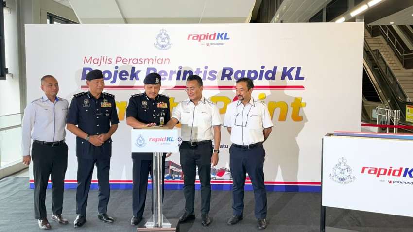 Eight LRT/MRT stations are in the Rapid KL Safety Point pilot project – seek help there in an emergency 1531784