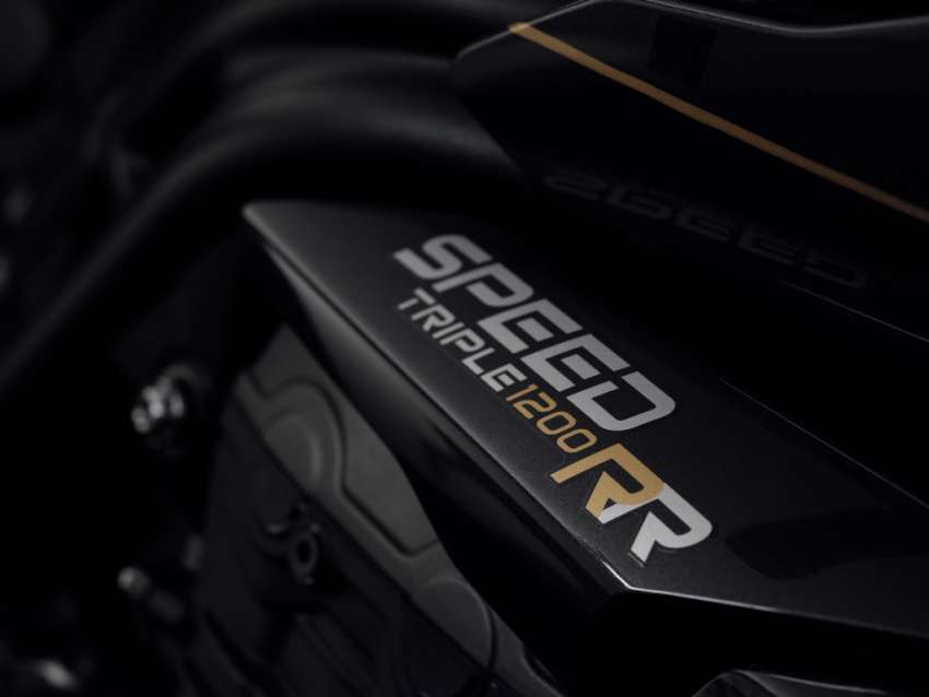 Triumph Speed Triple 1200 RR Bond Edition diperkenal – kemasan istimewa ikut tema filem, hanya 60 unit 1522794