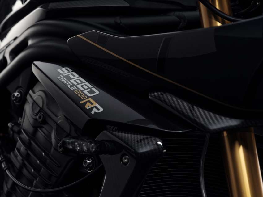 Triumph Speed Triple 1200 RR Bond Edition diperkenal – kemasan istimewa ikut tema filem, hanya 60 unit 1522795