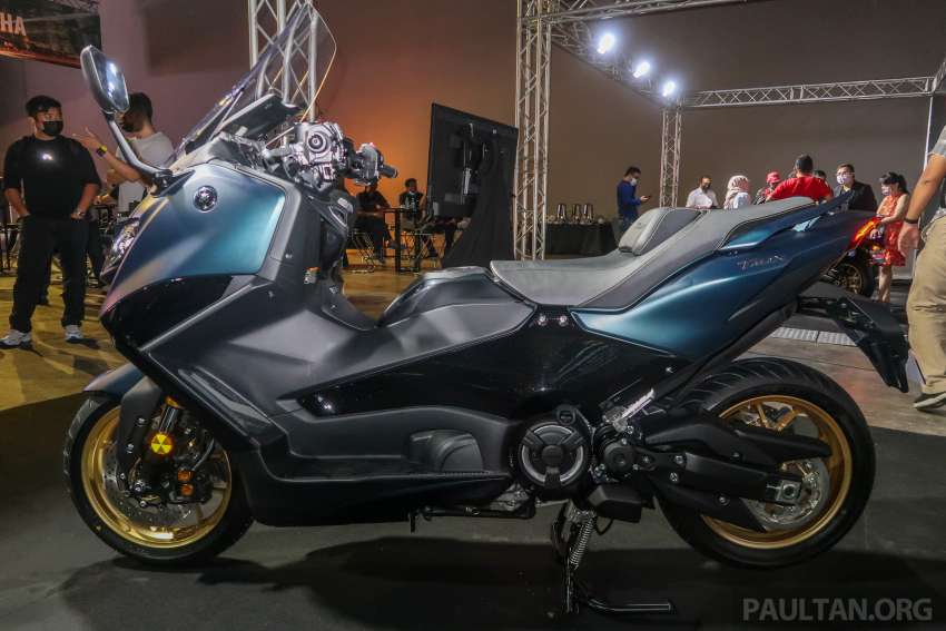 Yamaha TMax Tech Max dilancar untuk pasaran Malaysia – enjin 562 cc 47.6 hp, meter TFT, RM74,998 1527921