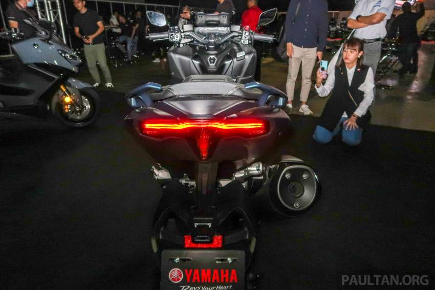 Yamaha TMax Tech Max dilancar untuk pasaran Malaysia – enjin 562 cc 47.6 hp, meter TFT, RM74,998 1527917