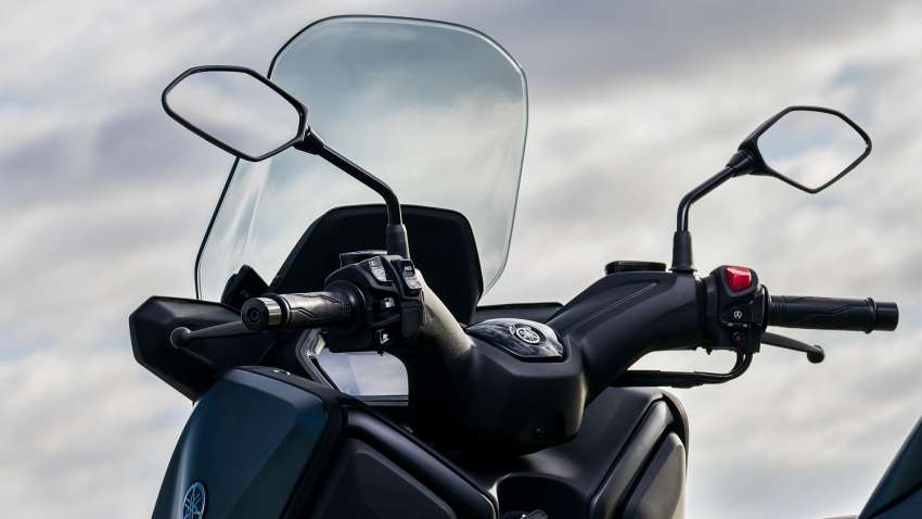 Yamaha XMax 2023 diperkenal di Eropah – varian Tech Max dapat skrin TFT 4.2 inci dengan fungsi navigasi 1535036