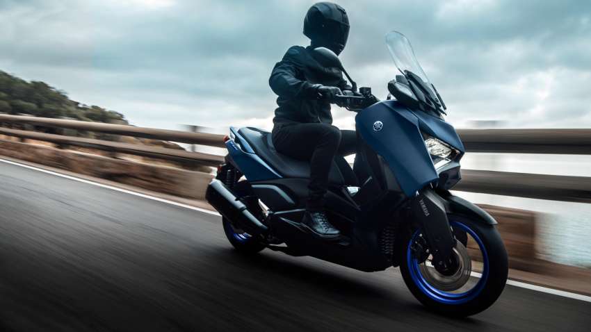 Yamaha XMax 2023 diperkenal di Eropah – varian Tech Max dapat skrin TFT 4.2 inci dengan fungsi navigasi 1535031