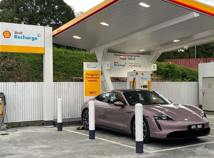 Shell Recharge Pagoh DC charger – RM4 per minute 180 kW CCS2 for EVs travelling northbound JB-KL 1524462