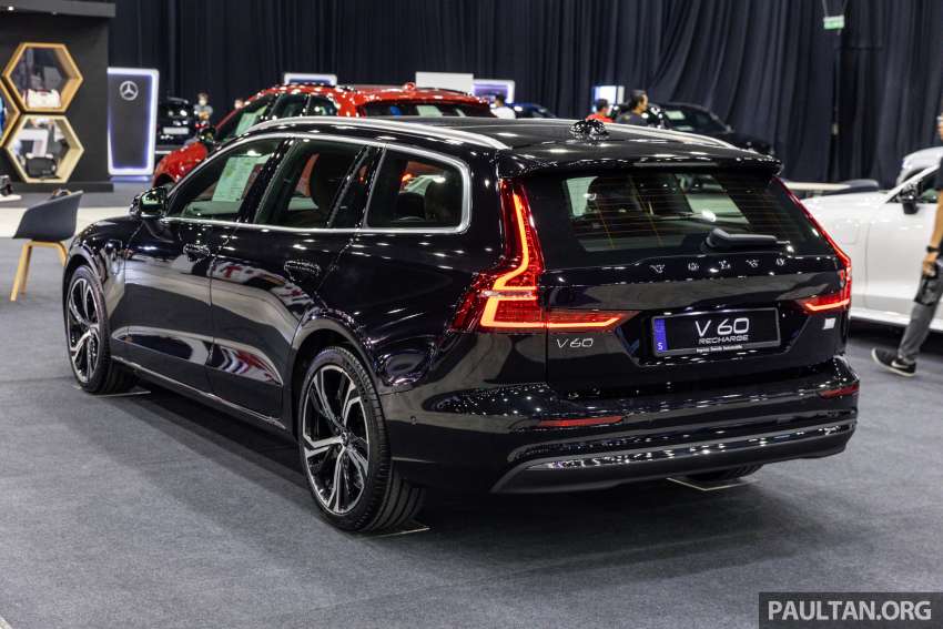2023 Volvo V60 Recharge T8 Ultimate in Malaysia – live photos of updated wagon; 90 km EV range; fr RM322k 1547895