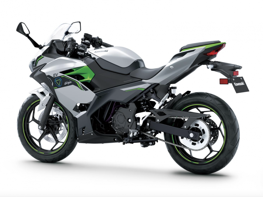 2022 EICMA: Kawasaki shows BEV electric, hybrid and hydrogen-powered prototype motorcycles in Italy 1541724