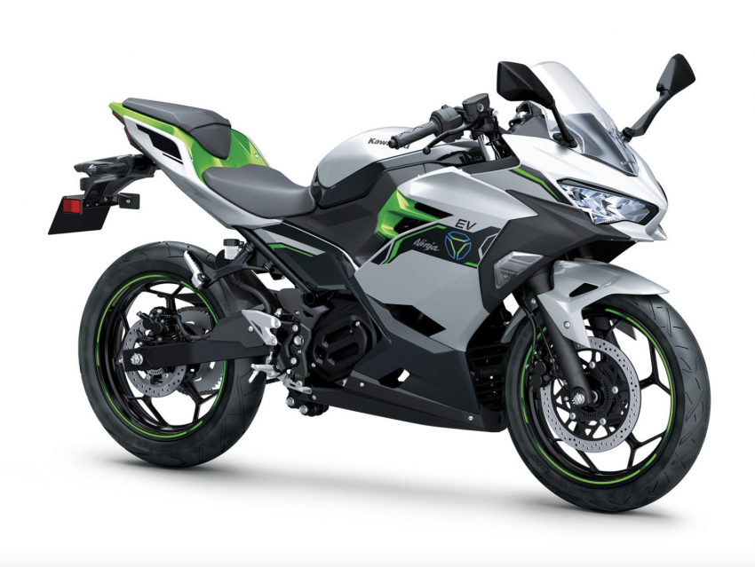 2022 EICMA: Kawasaki shows BEV electric, hybrid and hydrogen-powered prototype motorcycles in Italy 1541728