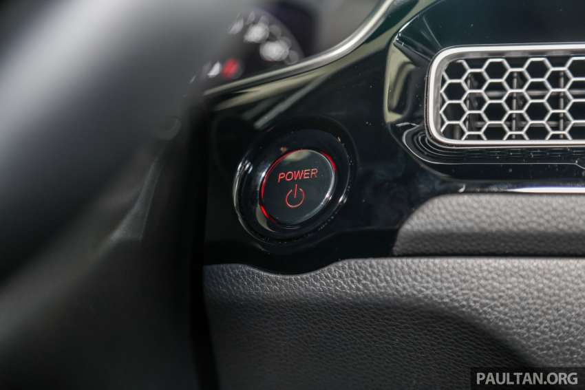 Honda Civic RS e:HEV dilancarkan di Malaysia – RM166,500, hibrid i-MMD 2.0L, 184 PS/315 Nm 1544858